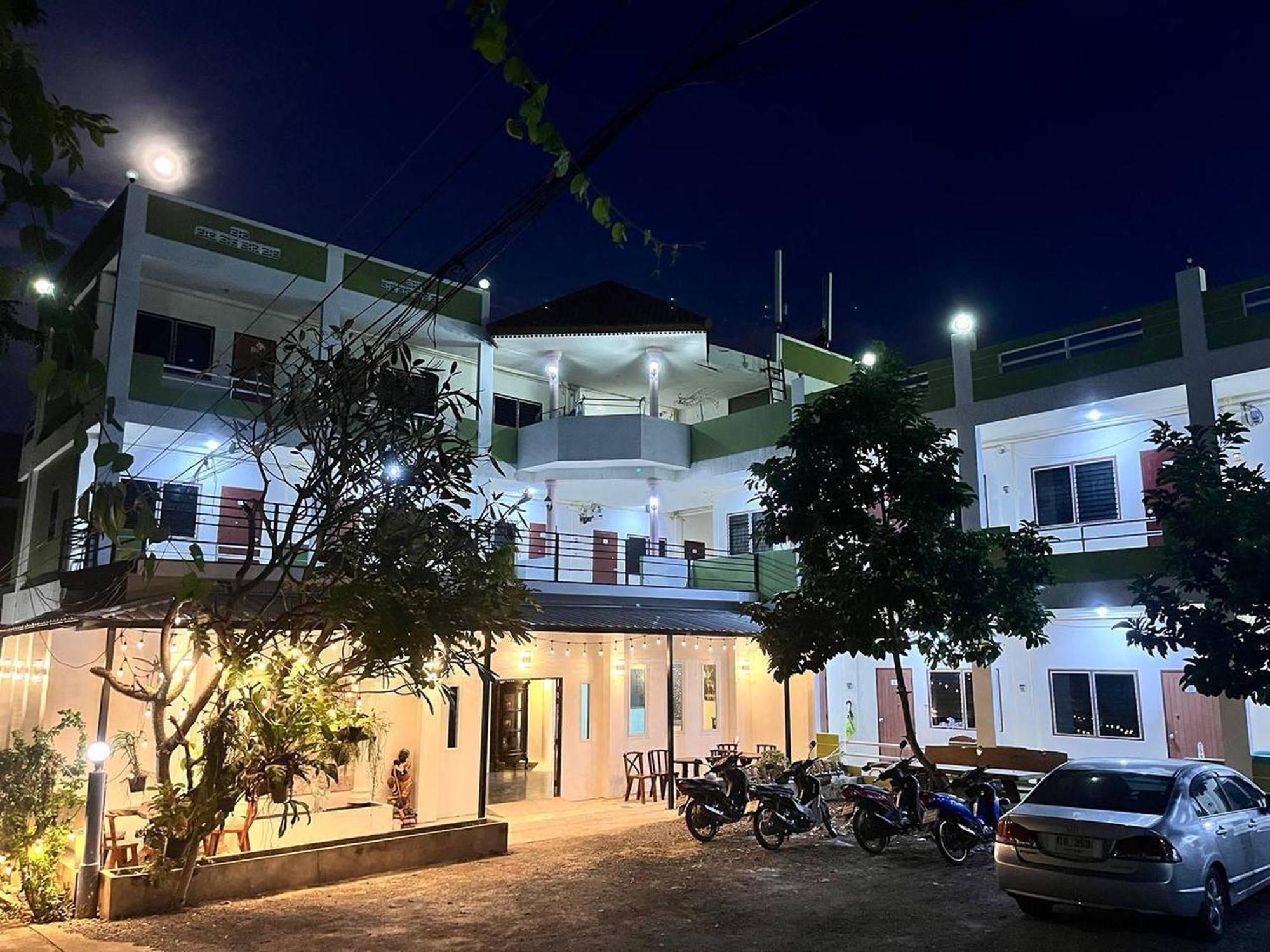 The 99 Inn Hotel Pak Chong Exterior foto